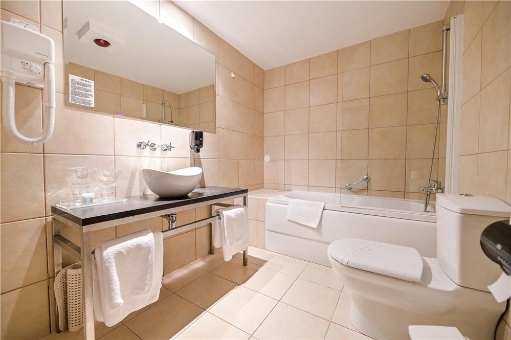 Slika Hotel-International-Rab-2.jpg