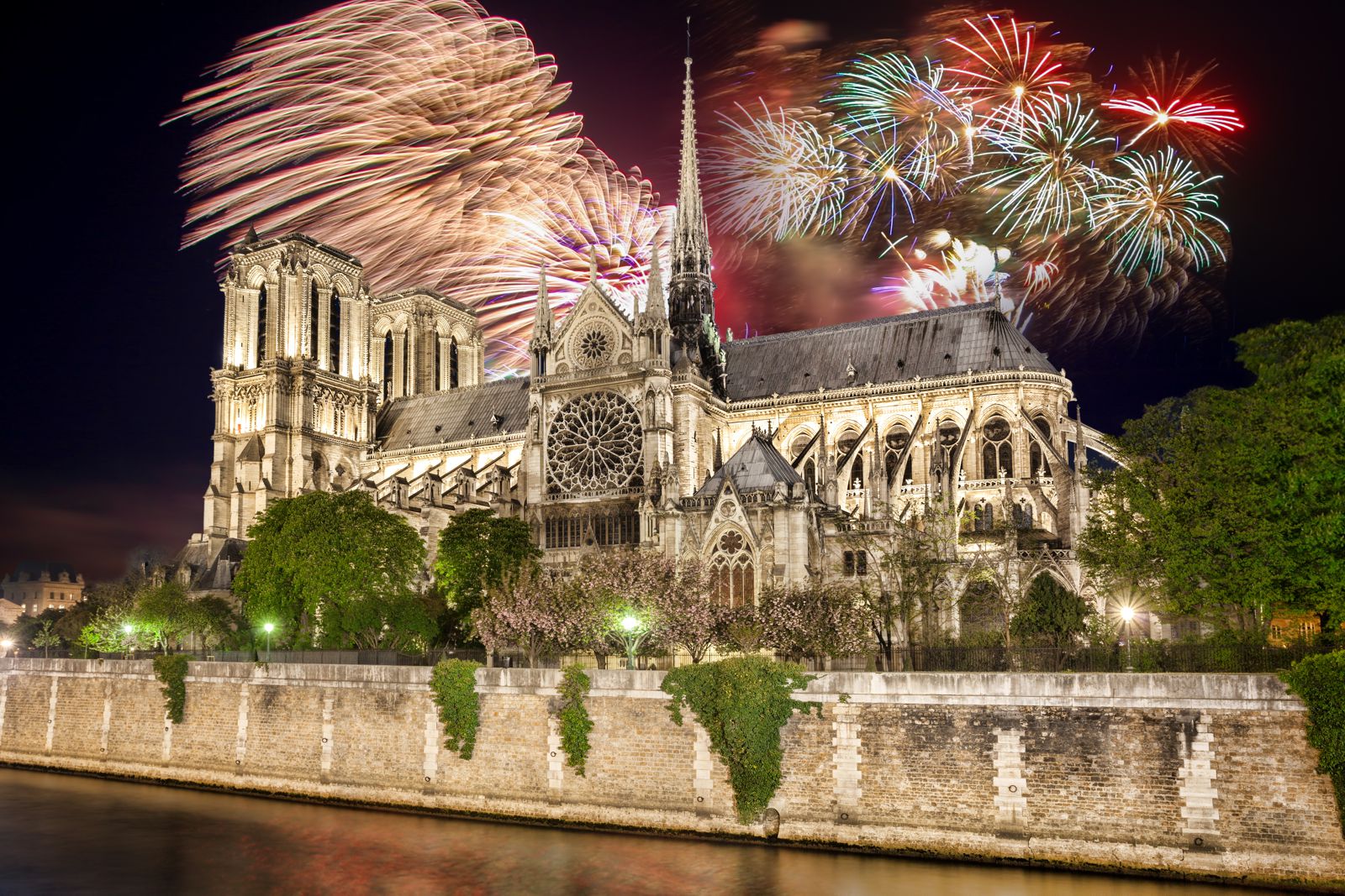 2025/08/Advent-Pariz-Avionom-2.jpg