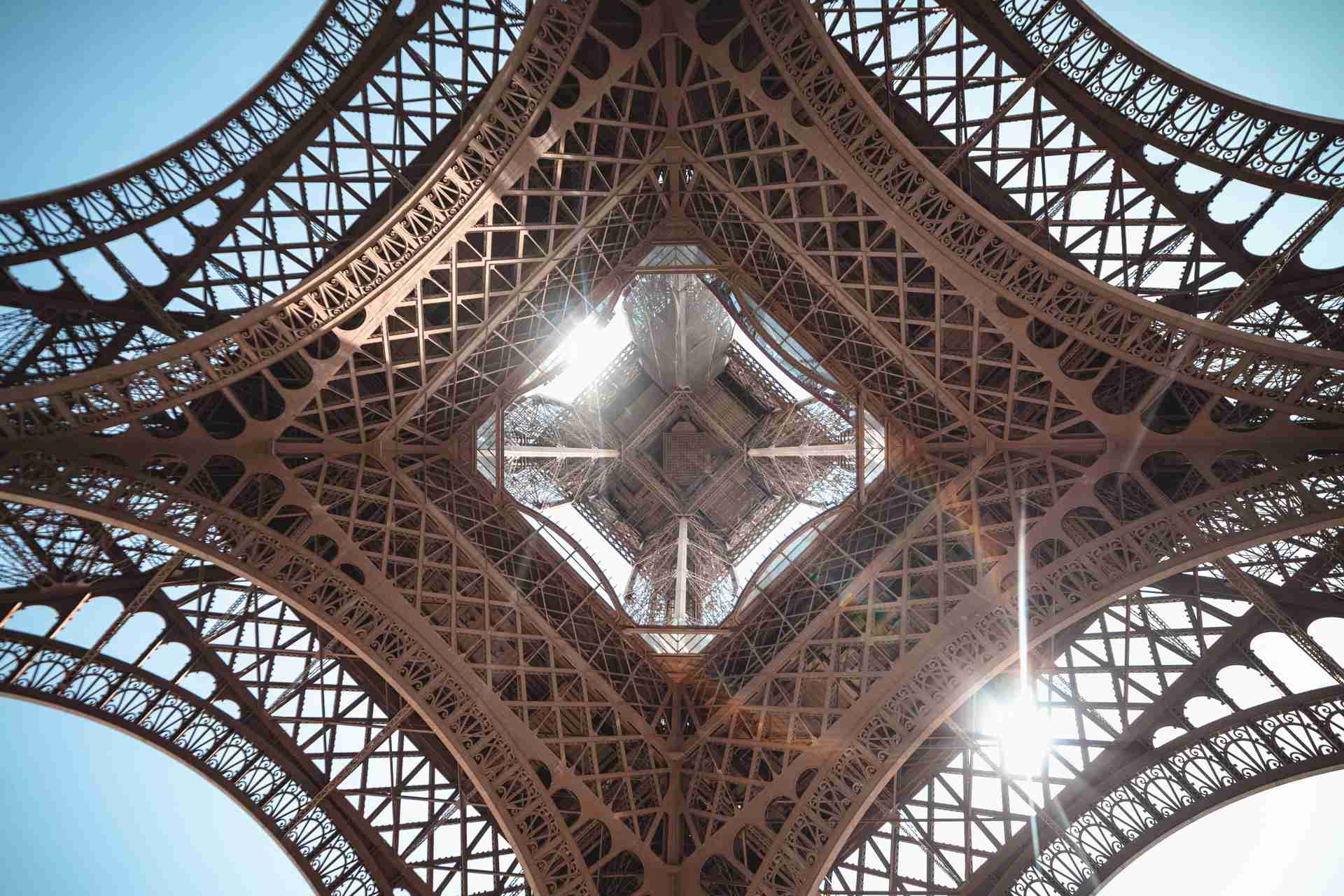 2025/10/Valentinovo-Pariz-3.jpg