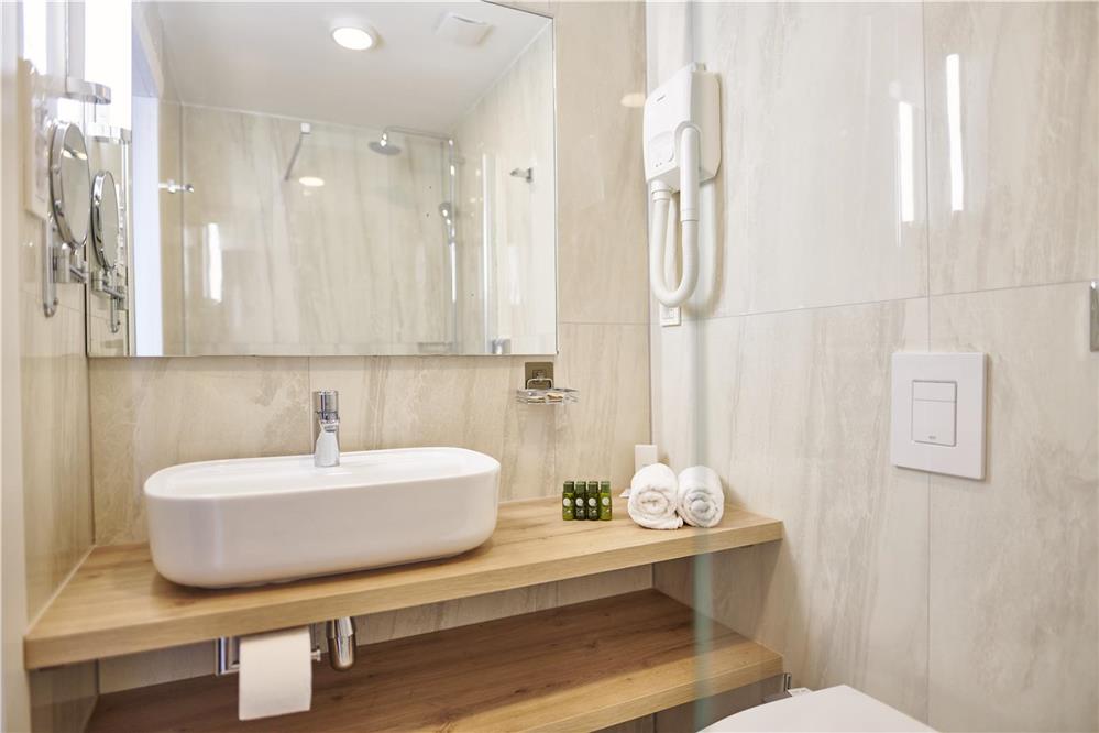 Slika Ljetovanje-Hotel-Collentum-22.jpg